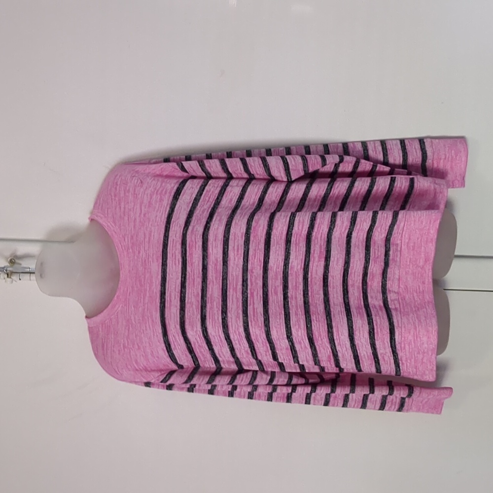 🩷 St John's Bay Pink Black Stripe Knit Top Sz M Crew Neck SWEATER
